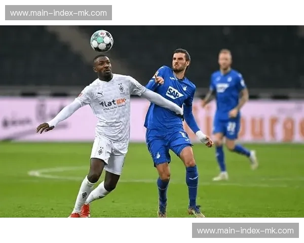 霍芬海姆克拉马里奇连续进球，黑马之势挑战拜仁霸主