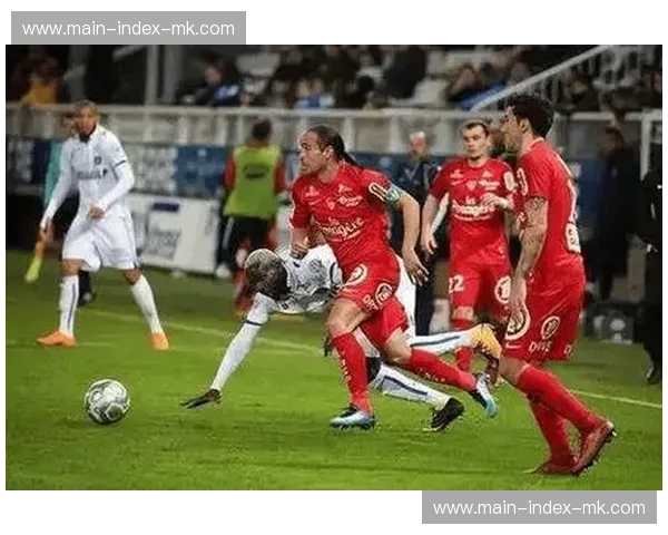 里昂法国杯晋级之路：主场恐怖战绩，拉瓦勒难撼阵容优势